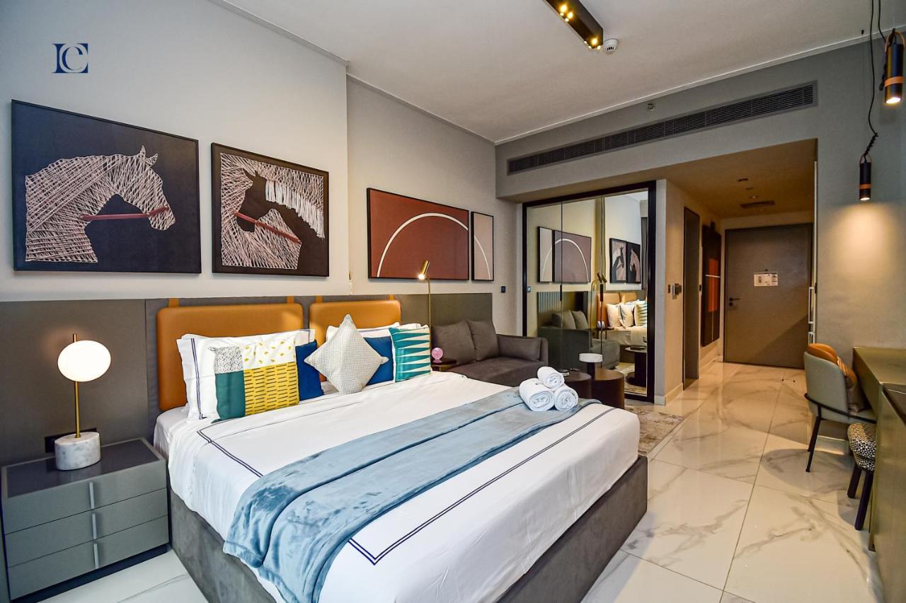 Appartamento Luxury Escapes - Large & Brand New Studio Apt Business Bay - Mag Dubai Esterno foto